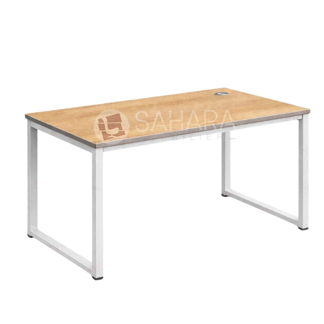 Table ordinateur semi métallique 1200 * 750 bordures en PVC antichoc et passe câble piètement en 1 orale 40 * 20 mm